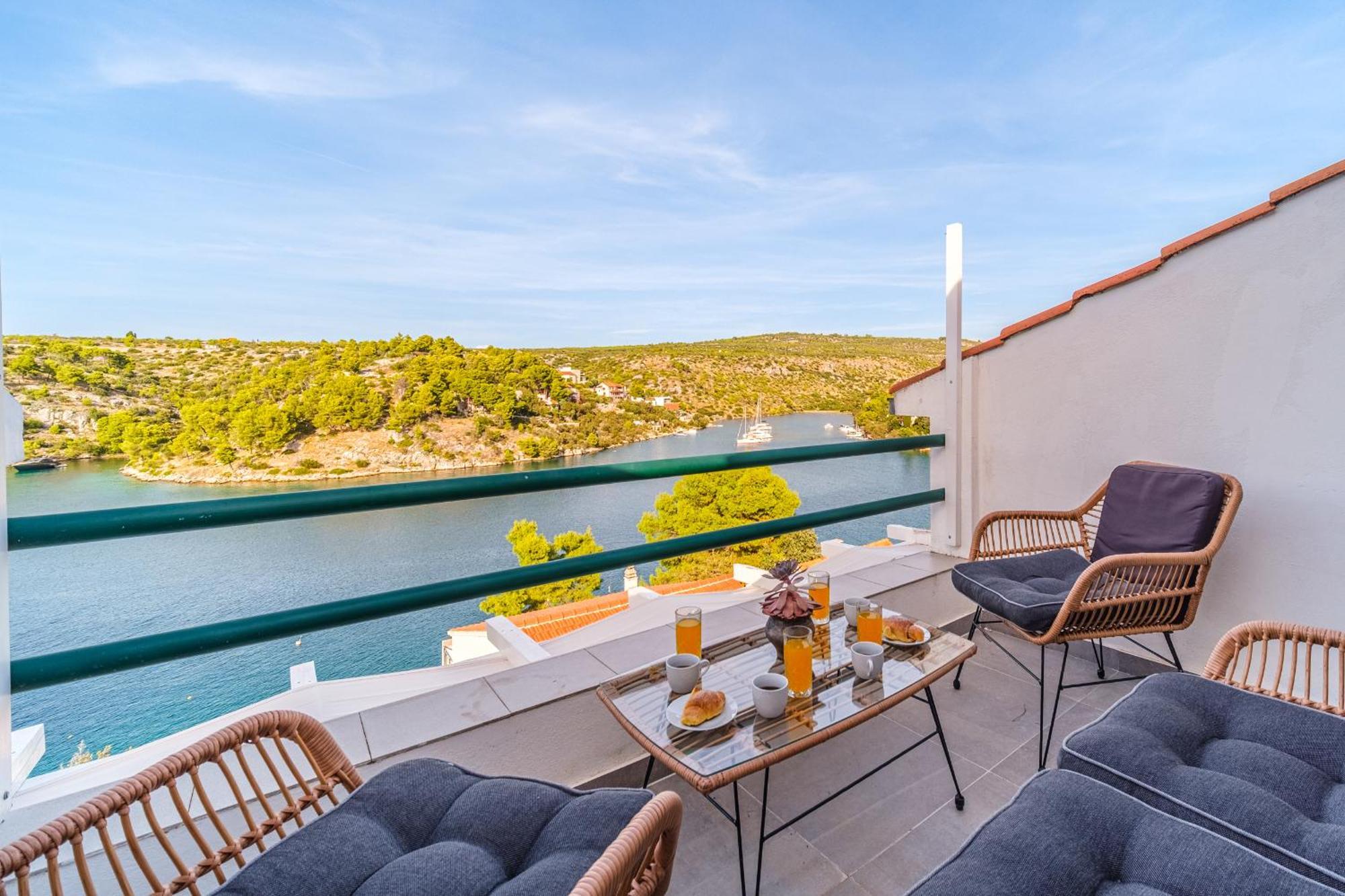 Vila Tudor Bobovisca Экстерьер фото