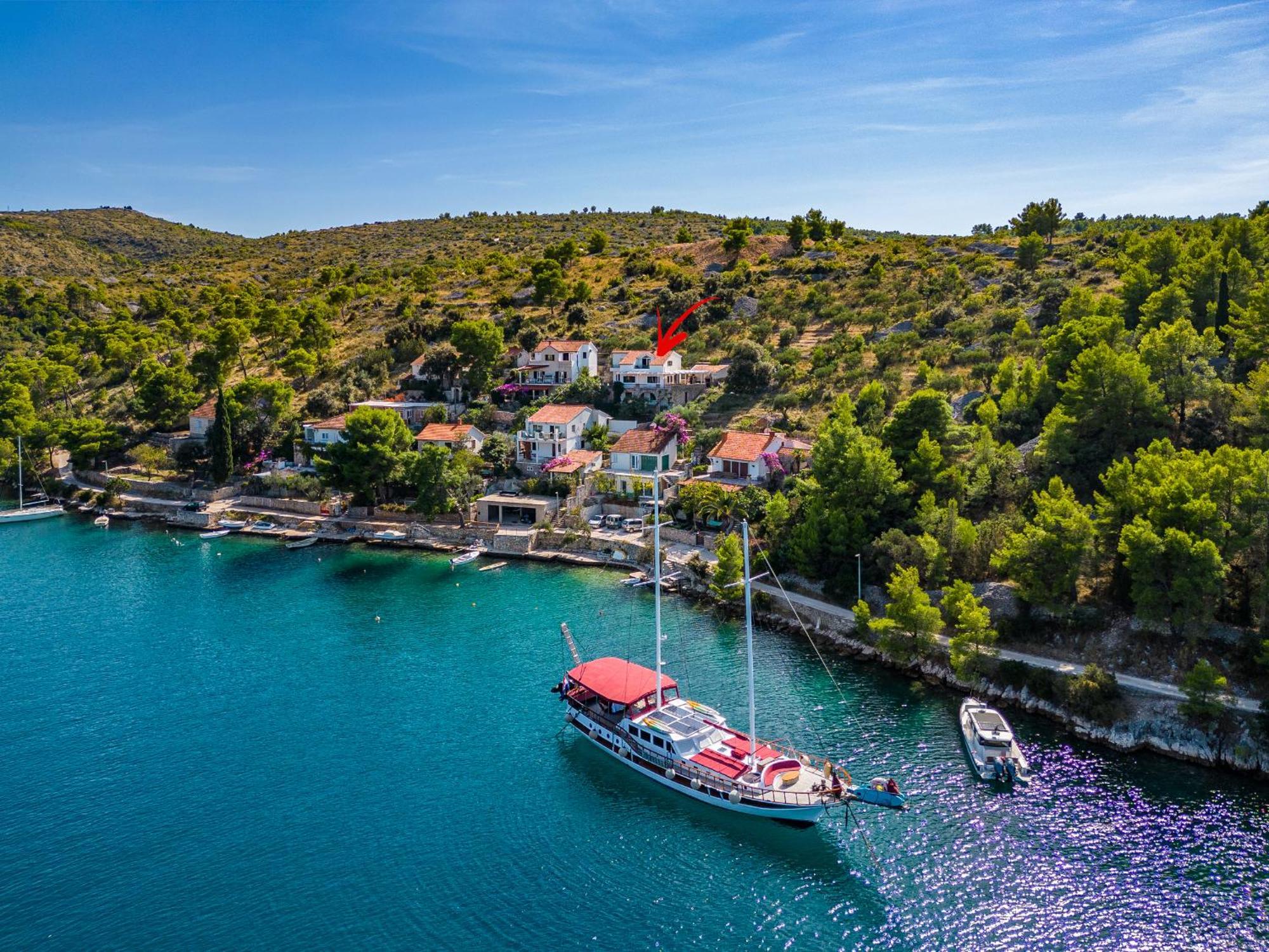 Vila Tudor Bobovisca Экстерьер фото