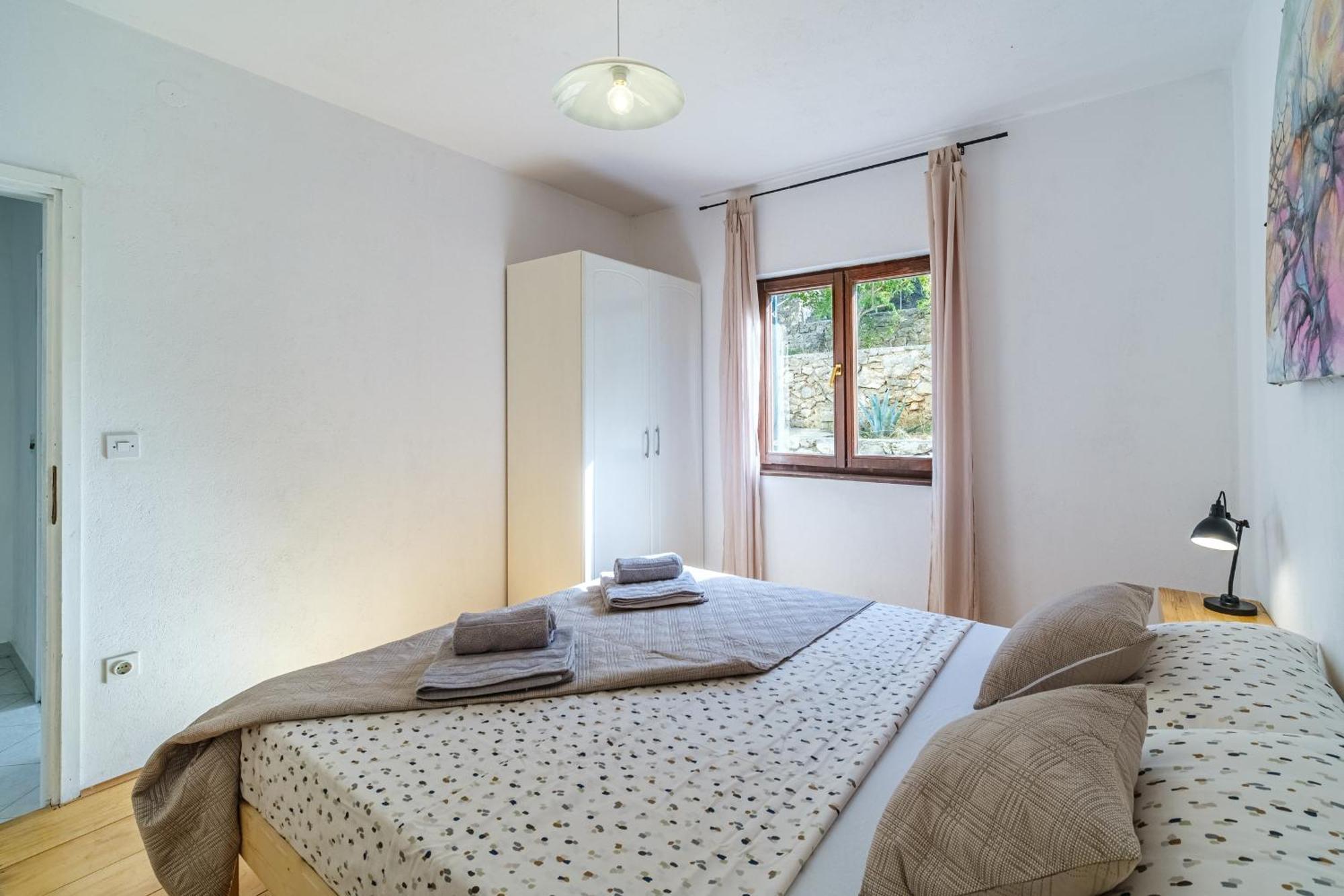 Vila Tudor Bobovisca Экстерьер фото